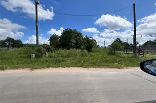 1719 County Road 3556, Cleveland, TX 77327 - Photo 1