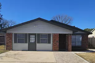 1907 Avenue C, Katy, TX 77493 - Photo 1