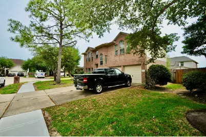 6806 Adella Court, Pearland, TX 77584 - Photo 5