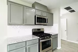 8426 Woodland Knoll Ln, Cypress, TX 77433 - Photo 9