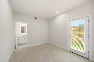 1398 Cedar Post Ln, Houston, TX 77055 - Photo 5