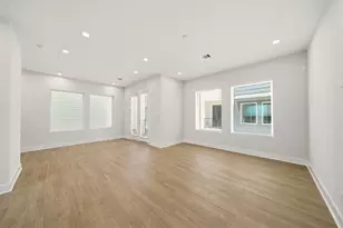 1398 Cedar Post Ln, Houston, TX 77055 - Photo 9