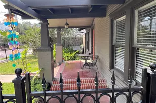 1518 Indiana St, Houston, TX 77006 - Photo 3