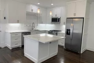 1518 Indiana St, Houston, TX 77006 - Photo 13