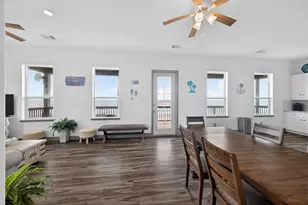 1410 Gulf, Crystal Beach, TX 77650 - Photo 41