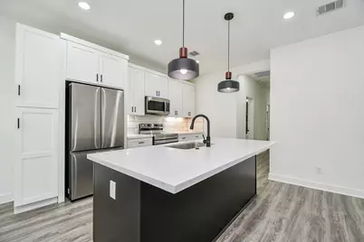 9734 Pelsey Street #B, Houston, TX 77029 - Photo 7