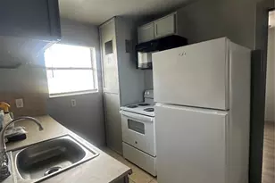 8717 Spaulding St, Houston, TX 77016 - Photo 33
