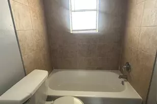 8717 Spaulding St, Houston, TX 77016 - Photo 35