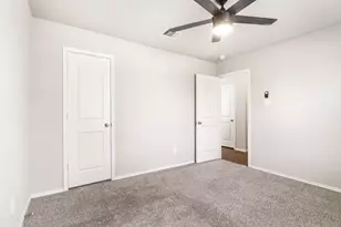 21319 Hendricks Holw Ln, Katy, TX 77449 - Photo 17
