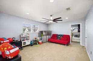 827 Thicket Ln, Houston, TX 77079 - Photo 25