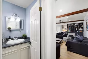 827 Thicket Ln, Houston, TX 77079 - Photo 21