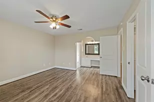 119 Wood Hollow Dr, League City, TX 77573 - Photo 25