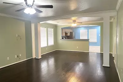 8010 Arrowhead Lane, Houston, TX 77075 - Photo 3