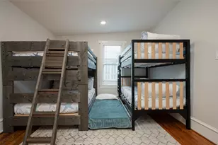 1021 Sealy St, Galveston, TX 77550 - Photo 21