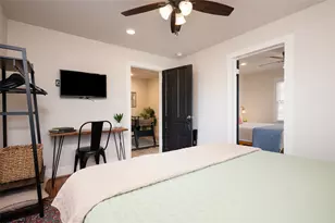 1021 Sealy St, Galveston, TX 77550 - Photo 45