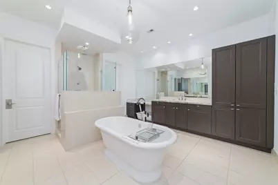 2221 Welch Street #201, Houston, TX 77019 - Photo 37