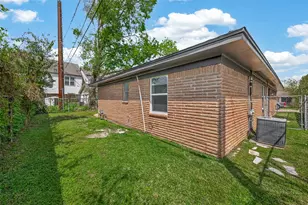 148 W Whitney St, Houston, TX 77018 - Photo 29