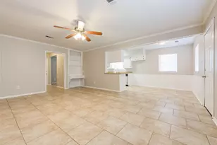 8914 Stonehearth Ln, Houston, TX 77040 - Photo 3