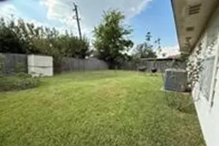 10934 Bradford Way Dr, Houston, TX 77075 - Photo 3