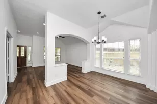 10302 Ten Point Ln, Missouri City, TX 77459 - Photo 17