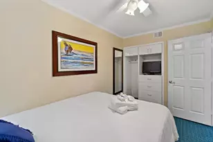 6102 Seawall Blvd, Galveston, TX 77551 - Photo 13