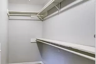 9550 Deering Drive, Houston, TX 77036 - Photo 5