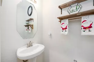 608 W Linnwood Dr, New Caney, TX 77357 - Photo 7