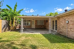 10911 Sageleaf Ln, Houston, TX 77089 - Photo 19