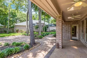 14 Greenside Pl, The Woodlands, TX 77381 - Photo 23