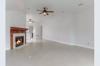 17010 Blue Mist Circle, Sugar Land, TX 77498 - Photo 3