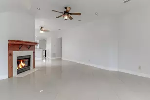 17010 Blue Mist Cir, Sugar Land, TX 77498 - Photo 3