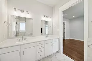 4462 W Tidwell Rd, Houston, TX 77091 - Photo 11