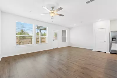 2916 Newloch Lane, Pearland, TX 77584 - Photo 7