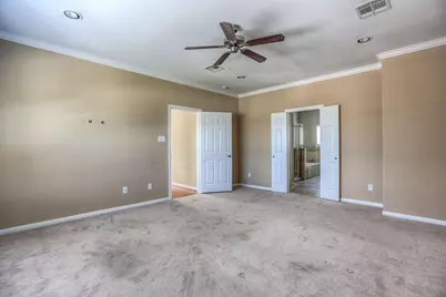 940 W 26th Street, Houston, TX 77008 - Photo 9