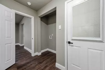 717 Cedar Lawn Drive, Alvin, TX 77511 - Photo 21