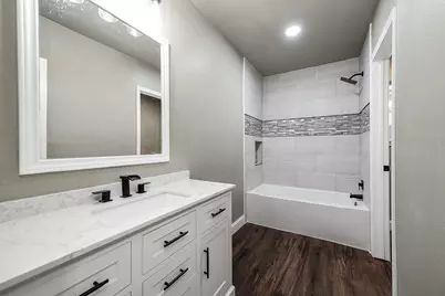717 Cedar Lawn Drive, Alvin, TX 77511 - Photo 23