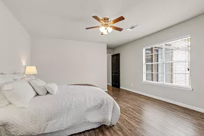 7911 Heathrow Lane, Spring, TX 77379 - Photo 11
