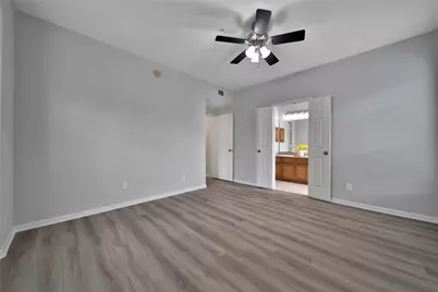 6607 Lake Woodlands Drive #333, The Woodlands, TX 77382 - Photo 21