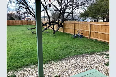 241 E Jackson Street, Bartlett, TX 76511 - Photo 7