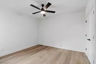 1140 W 16th St, Houston, TX 77008 - Photo 11