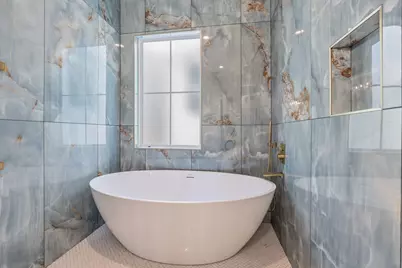 1140 W 16th Street, Houston, TX 77008 - Photo 11