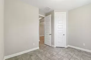 4710 Old Grove Ct, Sugar Land, TX 77479 - Photo 5