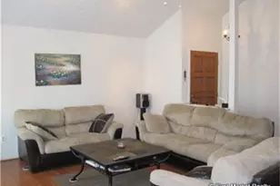 3702 Echo Grove Ln, Houston, TX 77043 - Photo 5