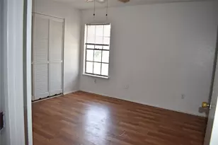 11909 Bob White Dr, Houston, TX 77035 - Photo 5