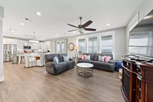 21325 Gulf Dr, Galveston, TX 77554 - Photo 5