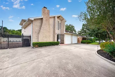 4823 Benning Drive, Houston, TX 77035 - Photo 1
