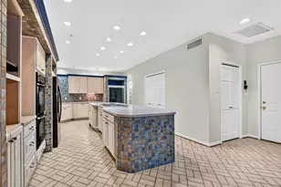 4823 Benning Dr, Houston, TX 77035 - Photo 11