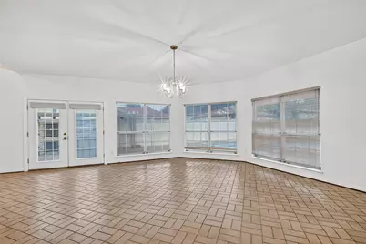 4823 Benning Drive, Houston, TX 77035 - Photo 9