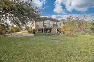 104 Macarthur St, Baytown, TX 77520 - Photo 15