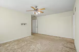 104 Macarthur St, Baytown, TX 77520 - Photo 19